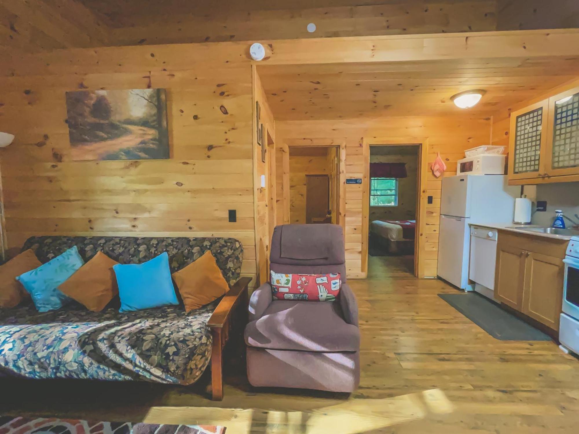 Motel Long Lake And Cottages Δωμάτιο φωτογραφία
