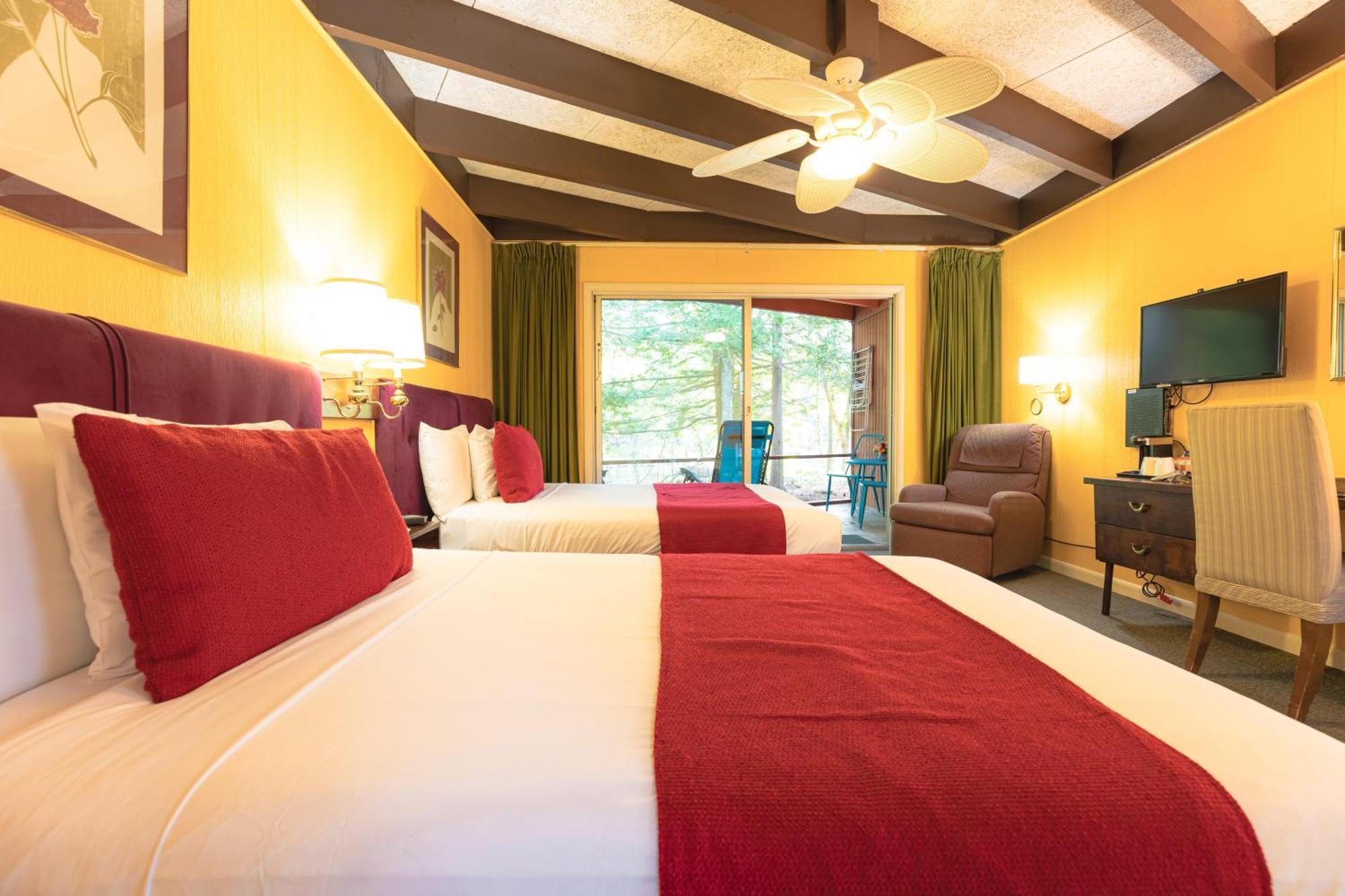 Motel Long Lake And Cottages Δωμάτιο φωτογραφία