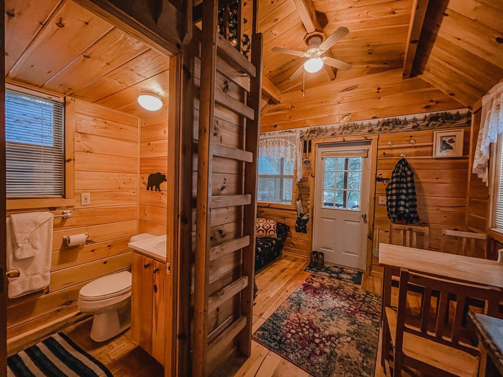 Motel Long Lake And Cottages Δωμάτιο φωτογραφία