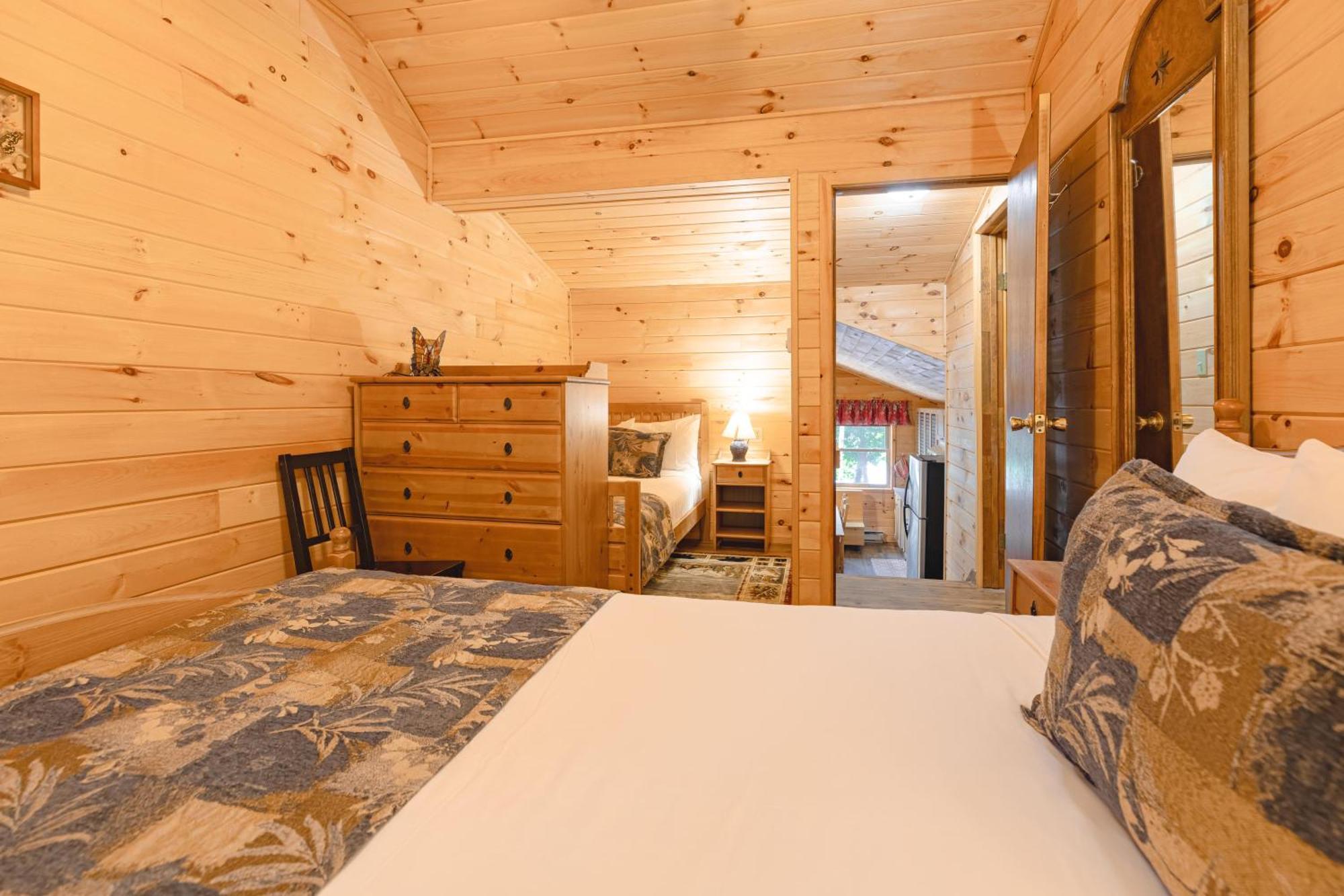 Motel Long Lake And Cottages Εξωτερικό φωτογραφία