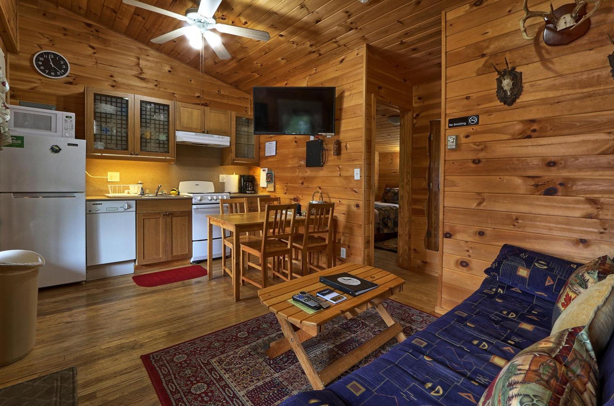 Motel Long Lake And Cottages Εξωτερικό φωτογραφία
